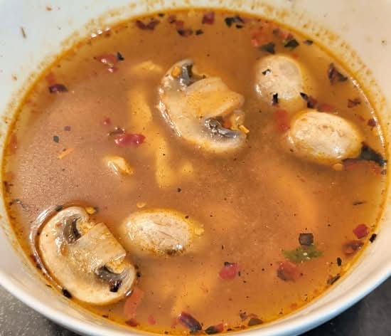 Tom Yum Gai/Chicken (Cup).