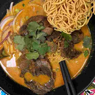 KHAO SOI BEEF (Sliced Braised Beef Shank)( Highly recommend)